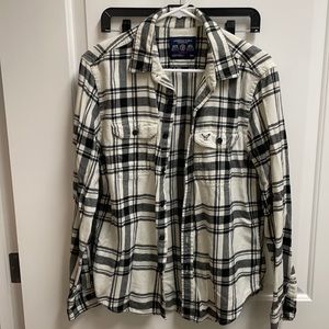 American Eagle medium white and black flannel. Athletic fit.